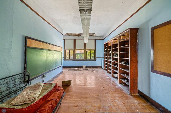Classroom | Image 43