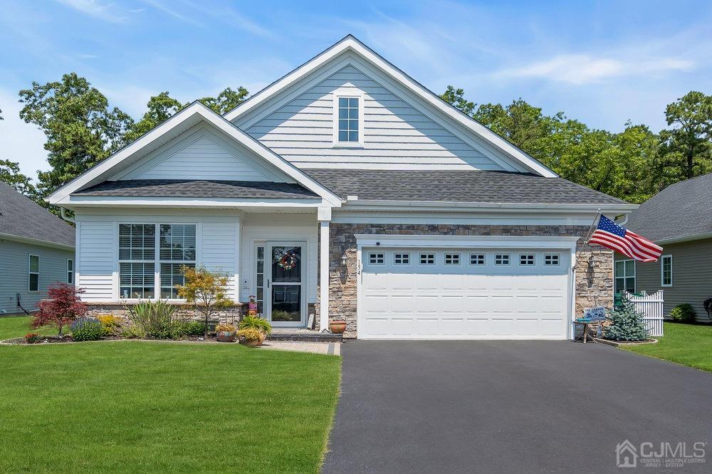 Woodside Ln, Whiting, NJ 08759