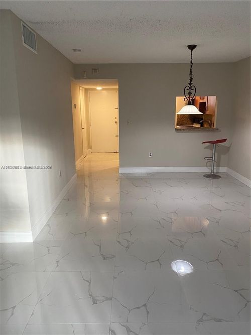 106-b-11307 Sw 200th St, Miami, FL, 33157 | Card Image