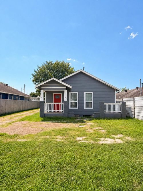 12-6 Burr St, Houston, TX, 77011-3116 | Card Image