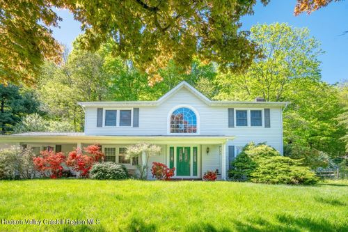 1 Crescent Lane, New Paltz, NY, 12561 | Card Image