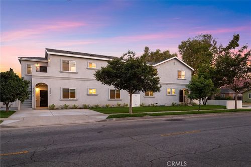 4506 Hedda St, Lakewood, CA, 90712-1135 | Card Image