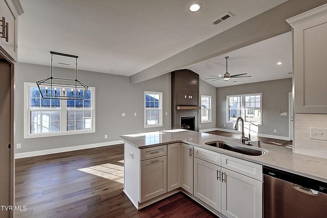 267 Ruby Rose Rdg, House other with 3 bedrooms, 2 bathrooms and null parking in Jonesborough TN | Image 13