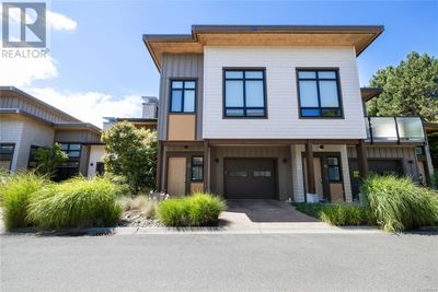 15 - 220 Mcvickers St, Townhouse with 2 bedrooms, 3 bathrooms and 1 parking in Parksville BC | Image 1