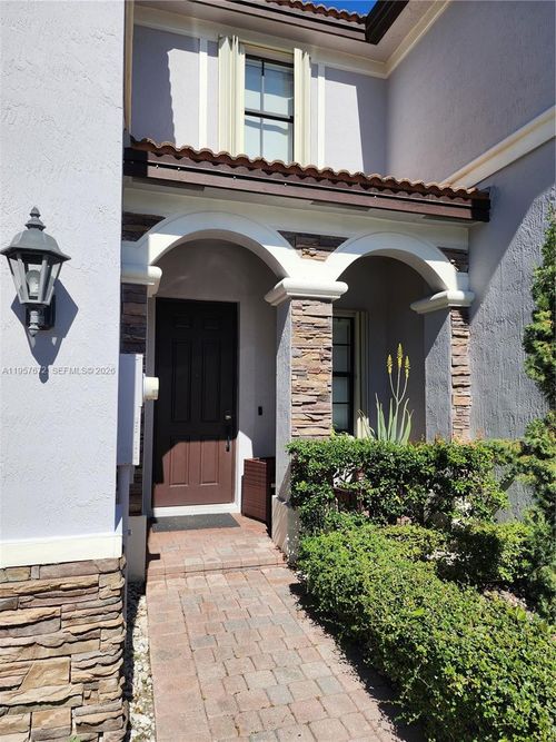11629-11629 Nw 87th Ln, Doral, FL, 33178-5624 | Card Image