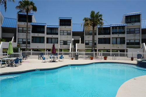 103-14401 Commodores Dr, Corpus Christi, TX, 78418-6240 | Card Image