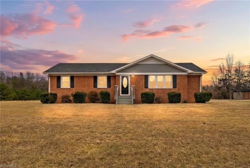 8204 Nc Highway 68, Stokesdale, NC, 27357 | Card Image