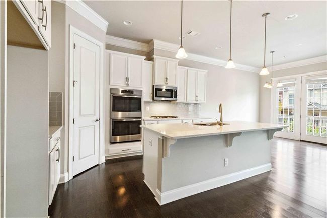 510 Suwanee Pass Ln, Townhouse with 3 bedrooms, 4 bathrooms and null parking in Suwanee GA | Image 13