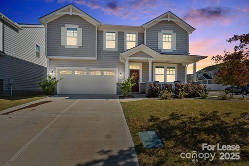 19121 Hawk Haven Ln, Charlotte, NC, 28278-7058 | Card Image