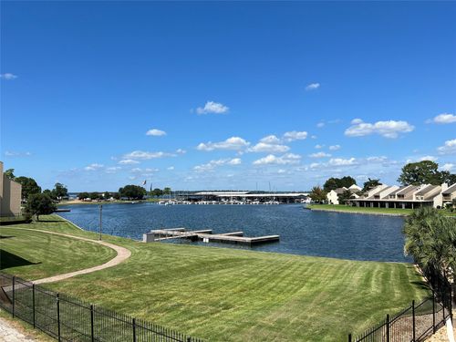 apt-243d-12500 Melville Dr, Montgomery, TX, 77356-8996 | Card Image