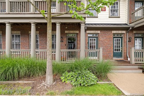 195 Jotham Ave, Auburn Hills, MI, 48326-3041 | Card Image