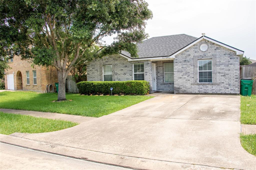 Rio Grande Ln, Rosharon, TX 77583