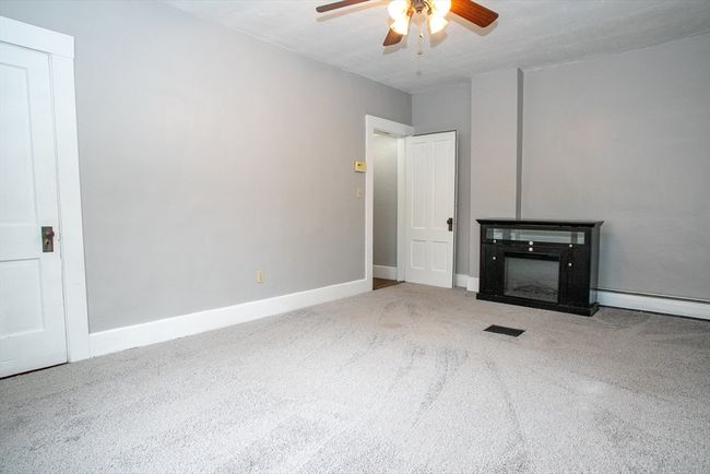 6 Elm St S, House other with 3 bedrooms, 1 bathrooms and 2 parking in Barre MA | Image 25