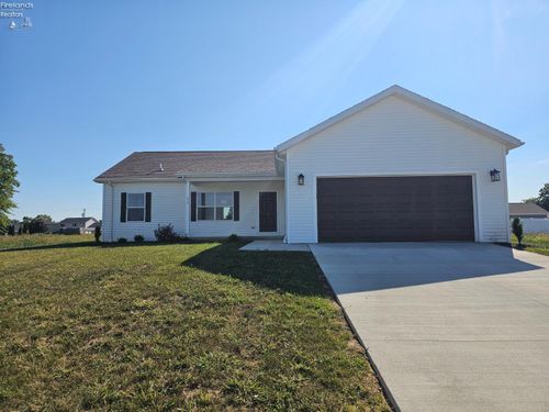 315 Ethan Dr, Fremont, OH, 43420-0030 | Card Image