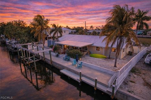 16091/093 Porto Bello Street, Bokeelia, FL, 33922 | Card Image