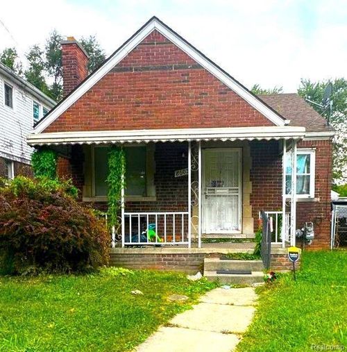 8603 Whitcomb St, Detroit, MI, 48228-5703 | Card Image