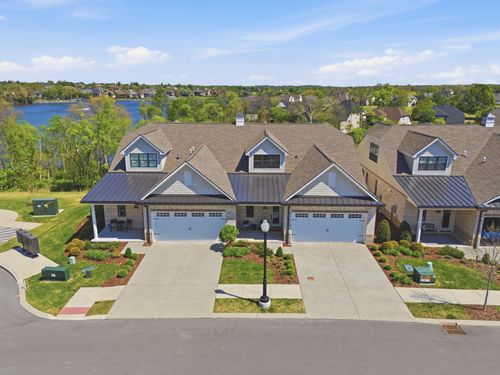 b301-1024 Club View Dr, Gallatin, TN, 37066-2156 | Card Image