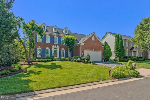 18814 Farnham Ct, LEESBURG, VA, 20176-6469 | Card Image