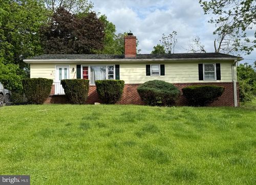 55 Fulks Ter, MARTINSBURG, WV, 25405-5874 | Card Image