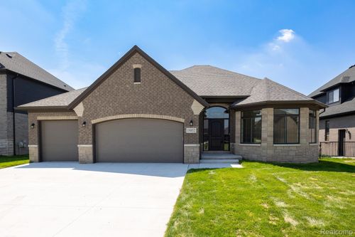 19852 Joy Dr, Macomb, MI, 48042-3715 | Card Image