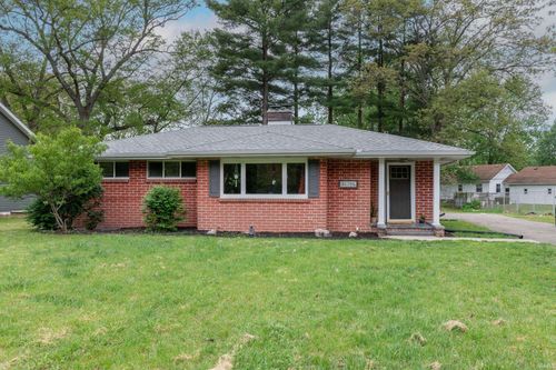 51795 Juniper Road, South Bend, IN, 46637-2701 | Card Image