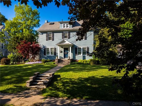 111 Circle Rd, Syracuse, NY, 13210-3045 | Card Image