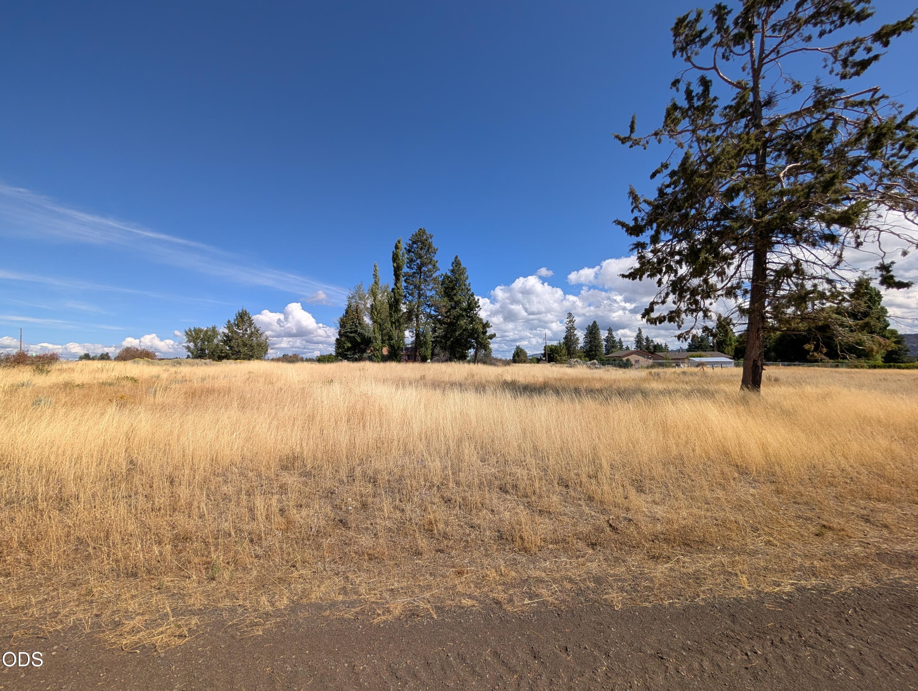 Land in Chiloquin