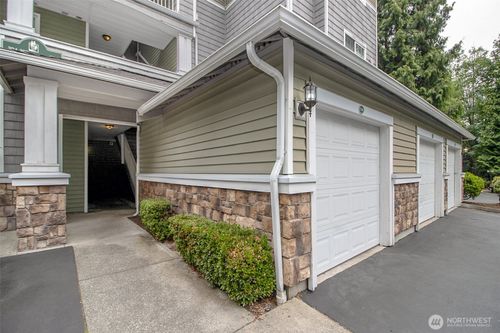 apt-f106-12712 Admiralty Way, Everett, WA, 98204-8024 | Card Image