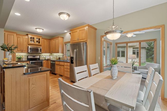 11424 Preserve Ln N, Townhouse with 3 bedrooms, 3 bathrooms and null parking in Champlin MN | Image 7