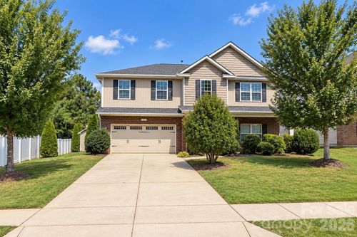 201 Taylors Creek St, Mount Holly, NC, 28120-9083 | Card Image