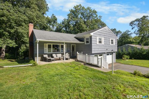 23 Dogwood Dr, Shelton, CT, 06484-2032 | Card Image