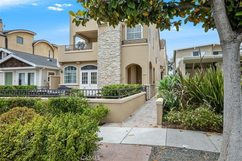 505 Marigold Ave, Corona del Mar, CA, 92625-2457 | Card Image