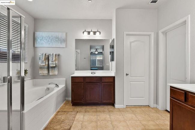 1525 Sycamore Dr, House other with 4 bedrooms, 2 bathrooms and 2 parking in Oakley CA | Image 37