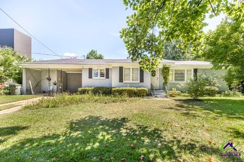 109 Forsyth St, Fort Valley, GA, 31030-5001 | Card Image