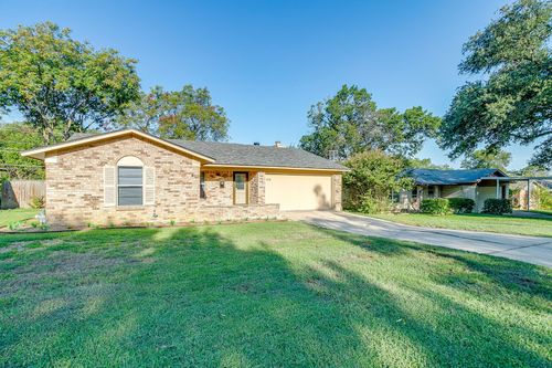 4516 Rector Ave, Fort Worth, TX, 76133-1533 | Card Image