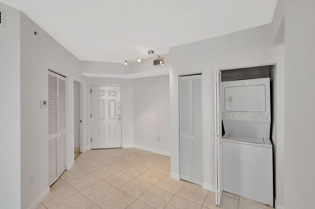 APT-808 - 2600 Sw 27 Th Ave, Condo with 1 bedrooms, 1 bathrooms and null parking in Miami FL | Image 17