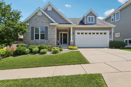 7147 Calla Pass, Middleton, WI, 53562-1072 | Card Image