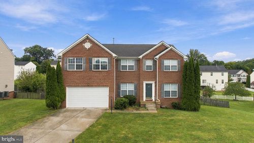 129 Seurat Ln, MARTINSBURG, WV, 25403-7683 | Card Image