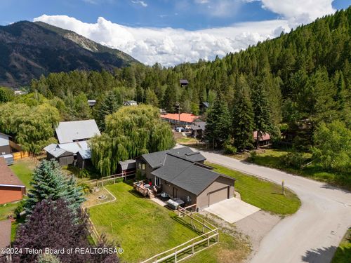 185 Trail Drive, Alpine, WY, 83128 | Card Image