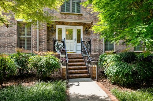 208 Oak Hollow Ct, Seneca, SC, 29672-6766 | Card Image