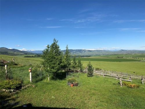 215 Martinez Spring Rd, Bozeman, MT, 59718-7820 | Card Image
