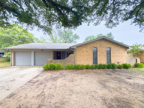 808 Warwick Street, Bedford, TX, 76022 | Card Image
