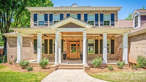 123 Lakefront Dr, Mooresville, NC, 28117-8771 | Card Image