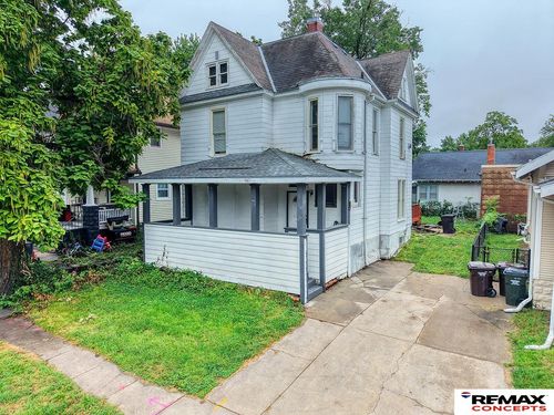 3007 R St, Lincoln, NE, 68503-3226 | Card Image
