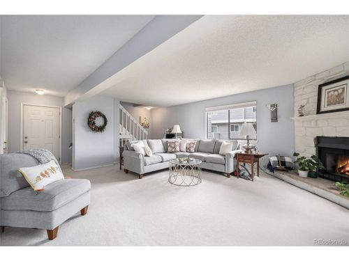 60 S Moline St, Aurora, CO, 80012-1274 | Card Image