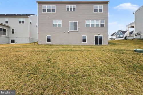 18508 Newmachar Ct, JEFFERSONTON, VA, 22724-2197 | Card Image