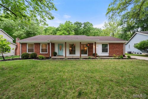 825 Windsor Gardens Ct, Manchester, MO, 63021-7035 | Card Image