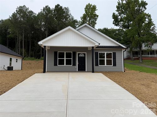509 N Washington St, Wadesboro, NC, 28170-1818 | Card Image