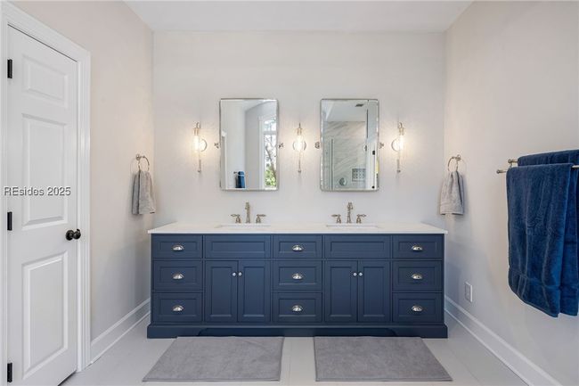 Primary Bathroom | Image 39