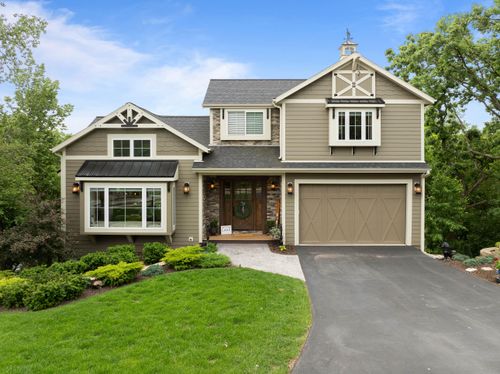 5681 Ridge Rd, Elkhorn, WI, 53121-2526 | Card Image